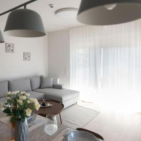 Bright Apartment In The New Building Athens Ngoại thất bức ảnh
