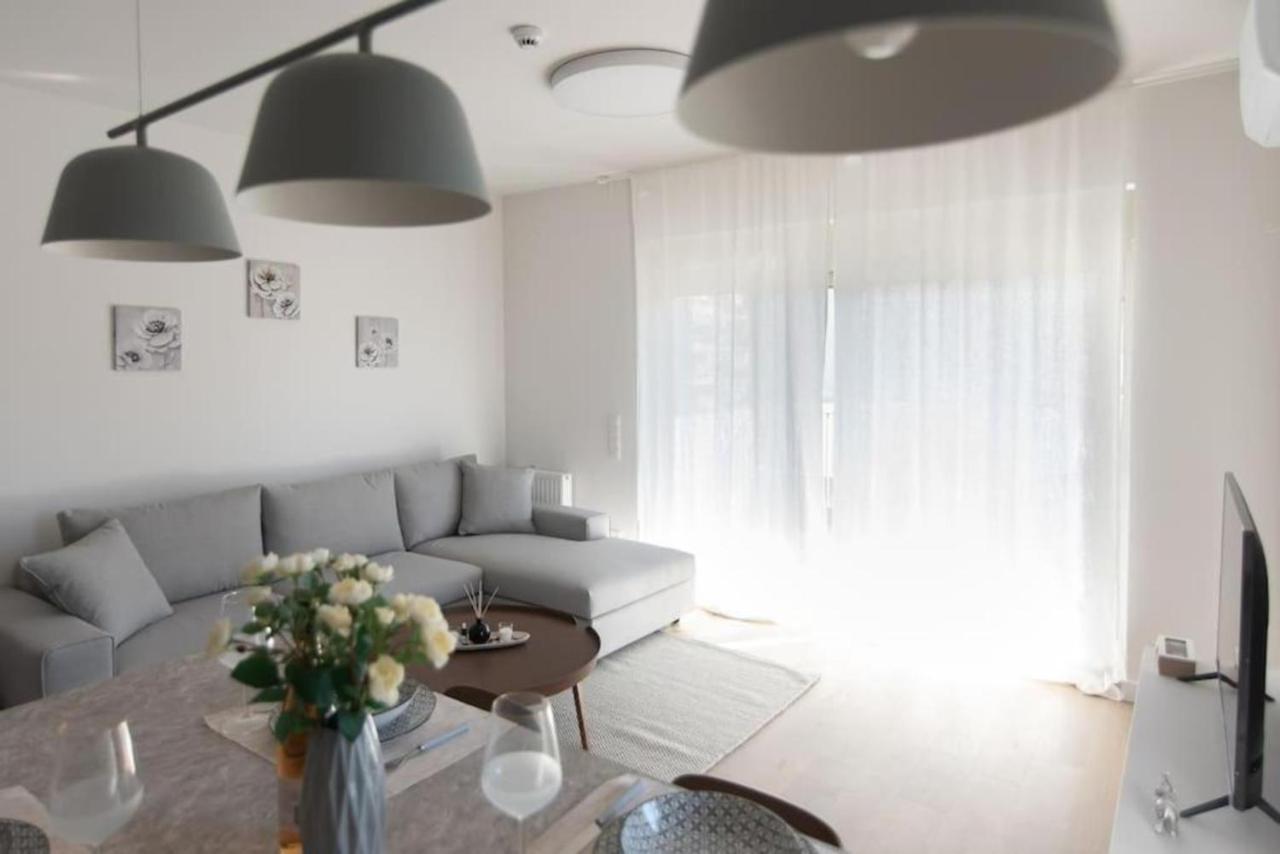 Bright Apartment In The New Building Athens Ngoại thất bức ảnh